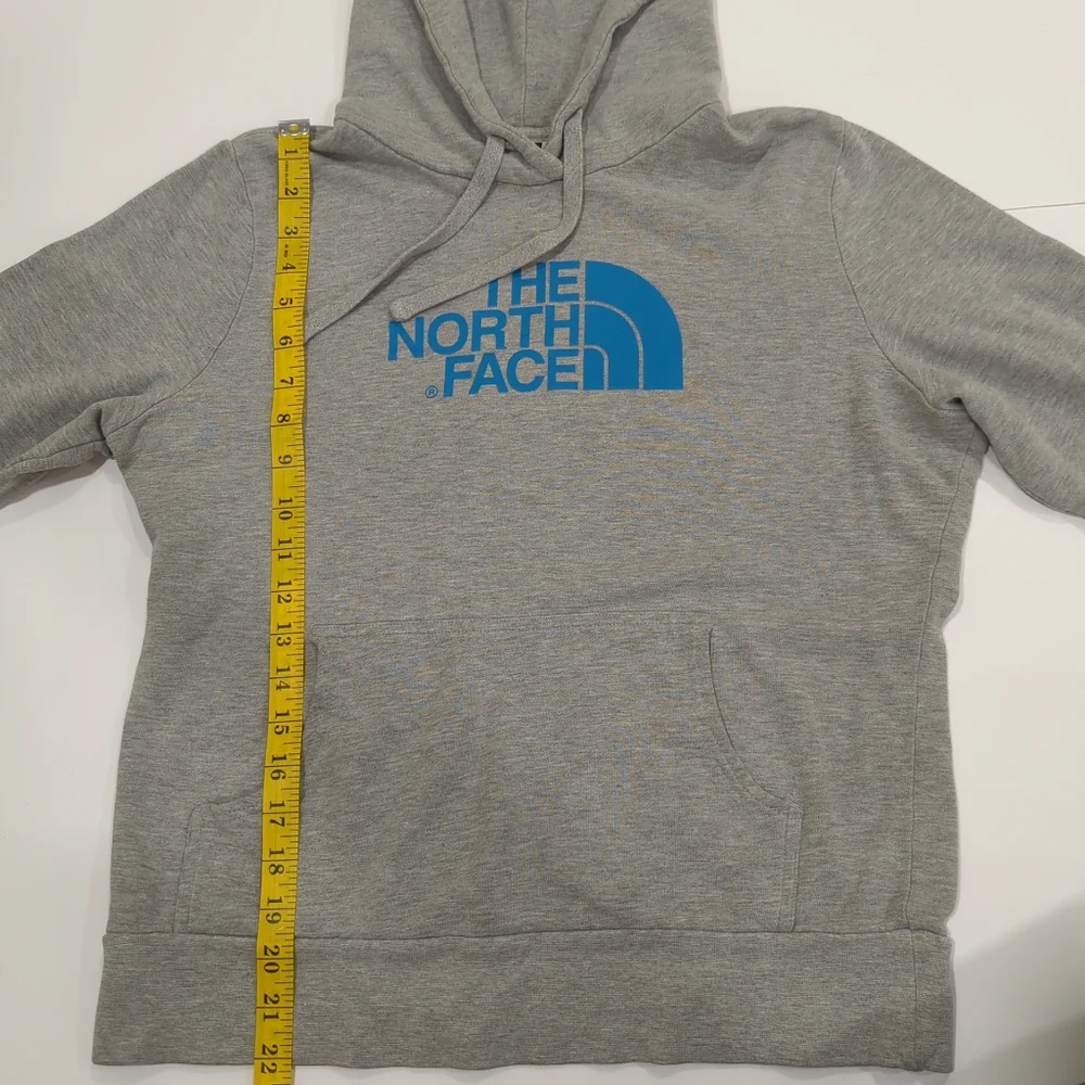 The North Face Heather Grey Hoodie Blue Logo - Women's Size Medium Classic Basic